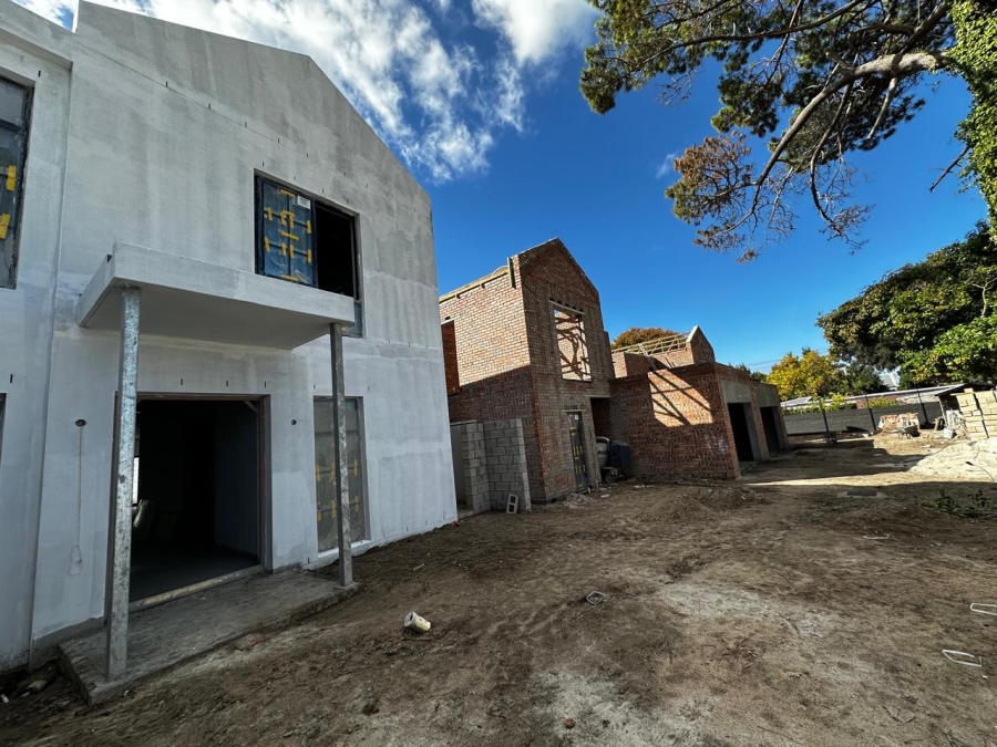 3 Bedroom Property for Sale in Constantia Western Cape